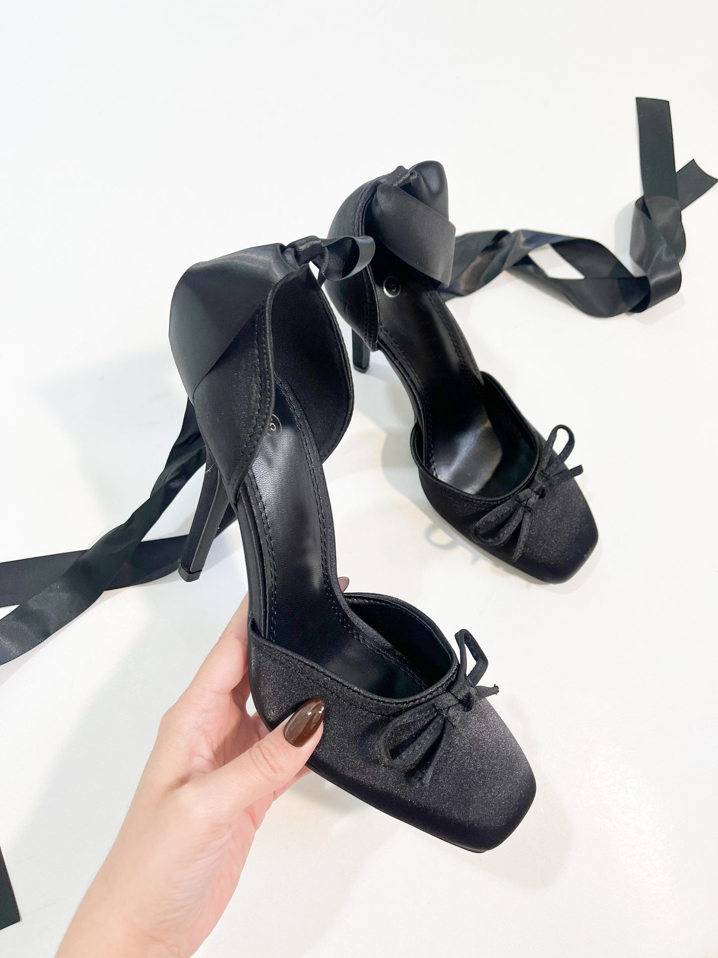 CATALINA BLACK