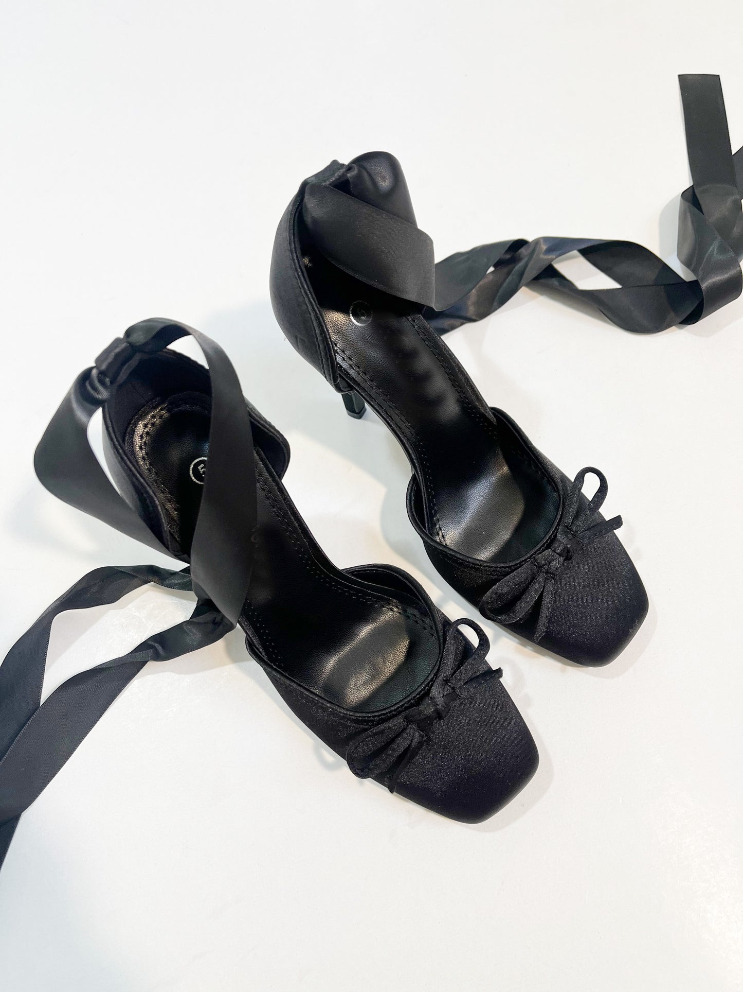 CATALINA BLACK